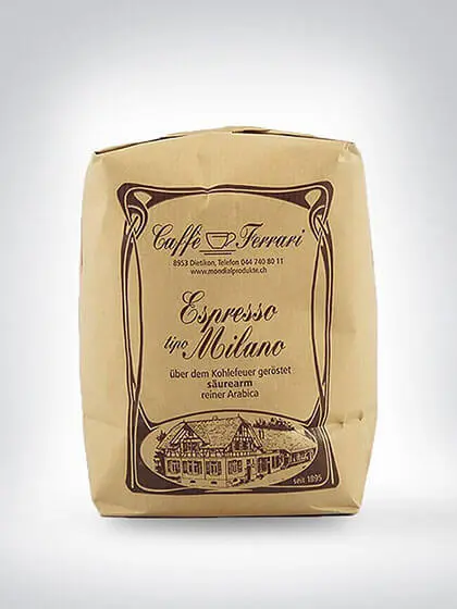 Packung Caffè Ferrari Espresso Tipo Milano, über dem Kohlefeuer gerösteter Arabica-Kaffee