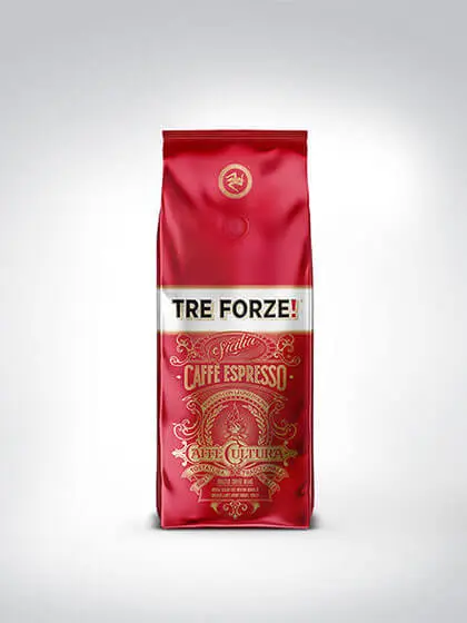 Rote Packung Tre Forze! Caffè Espresso mit goldenen Verzierungen