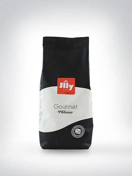 Eine 1 kg Packung Jilly Café Gourmet Milano Kaffee mit schwarzem und weißem Design