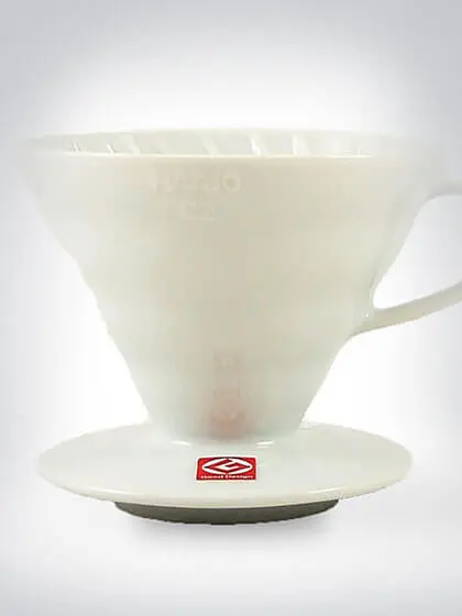 Weißer Hario V60 Keramik-Kaffeefilterhalter der Größe 02