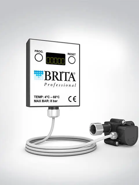 BRITA Professionelles Wasserfiltersystem mit digitaler Anzeige, geeignet für Temperaturen von 4°C bis 60°C und einem Druck bis 8 bar