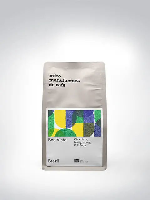 Packung Bohnenkaffee Boa Vista mit Schokoladen-, Nuss- und Honignoten von Miró Manufactura de Café, Brasilien