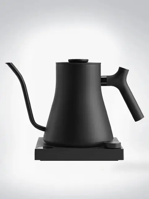 Elektrischer Wasserkocher mit schlankem Ausguss im eleganten Design