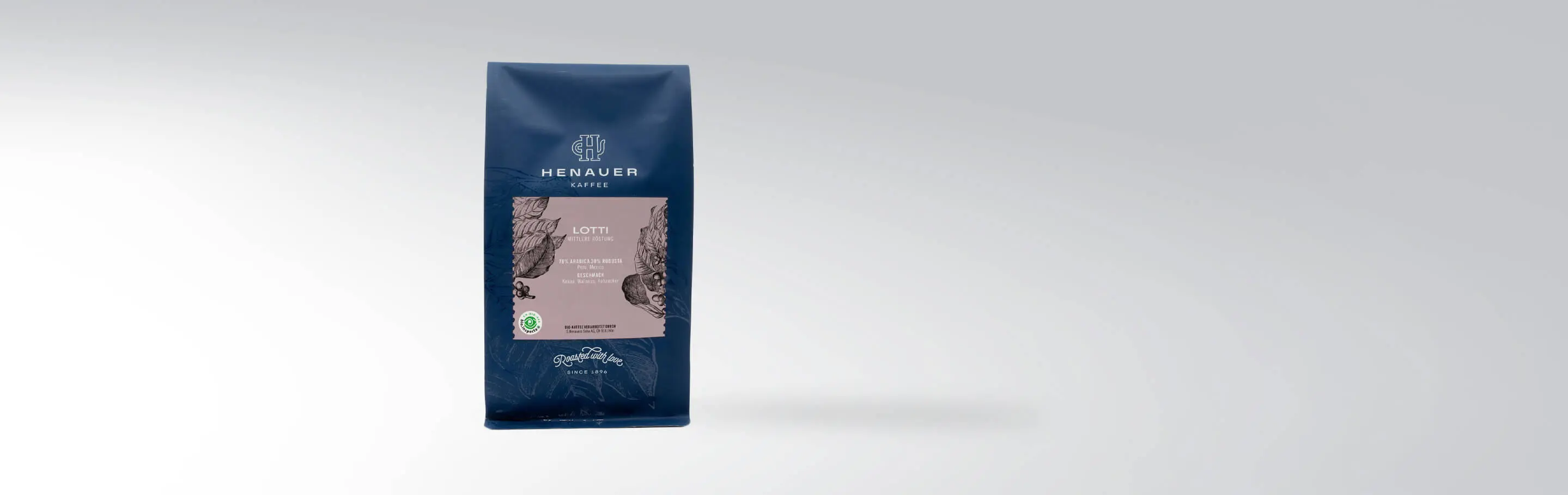 Package of Henauer Coffee Lotti Medium Roast, a coffee made from 70% Arabica and 30% Robusta