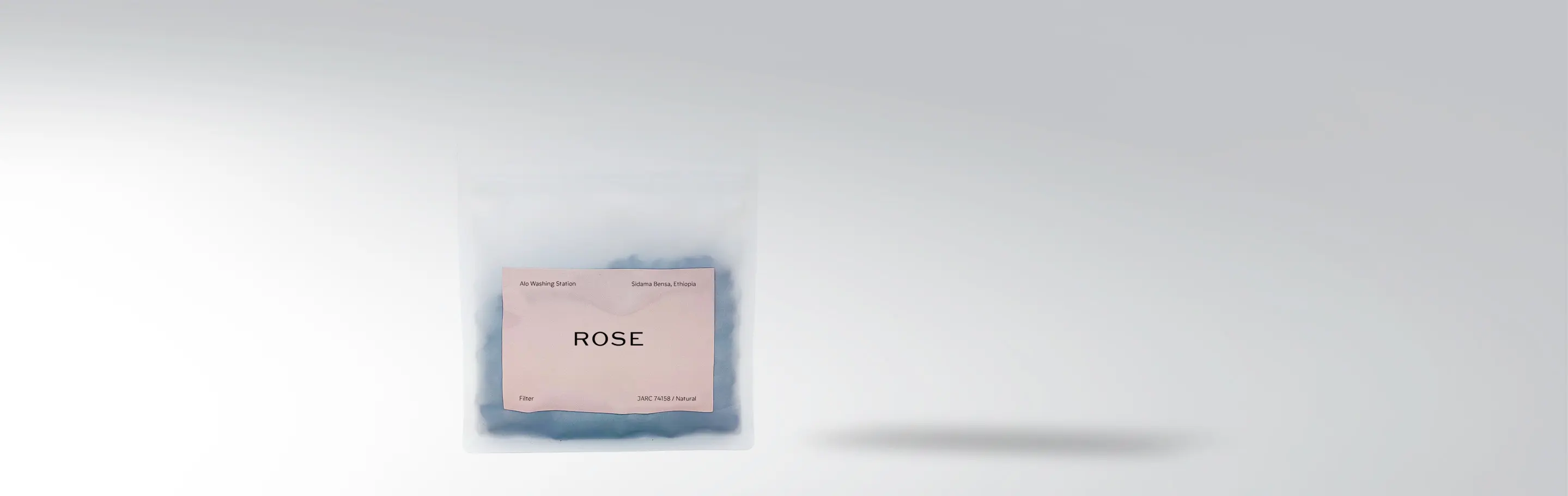 Kaffeebeutel mit Rose-Kaffee aus Sidama Bensa, Äthiopien